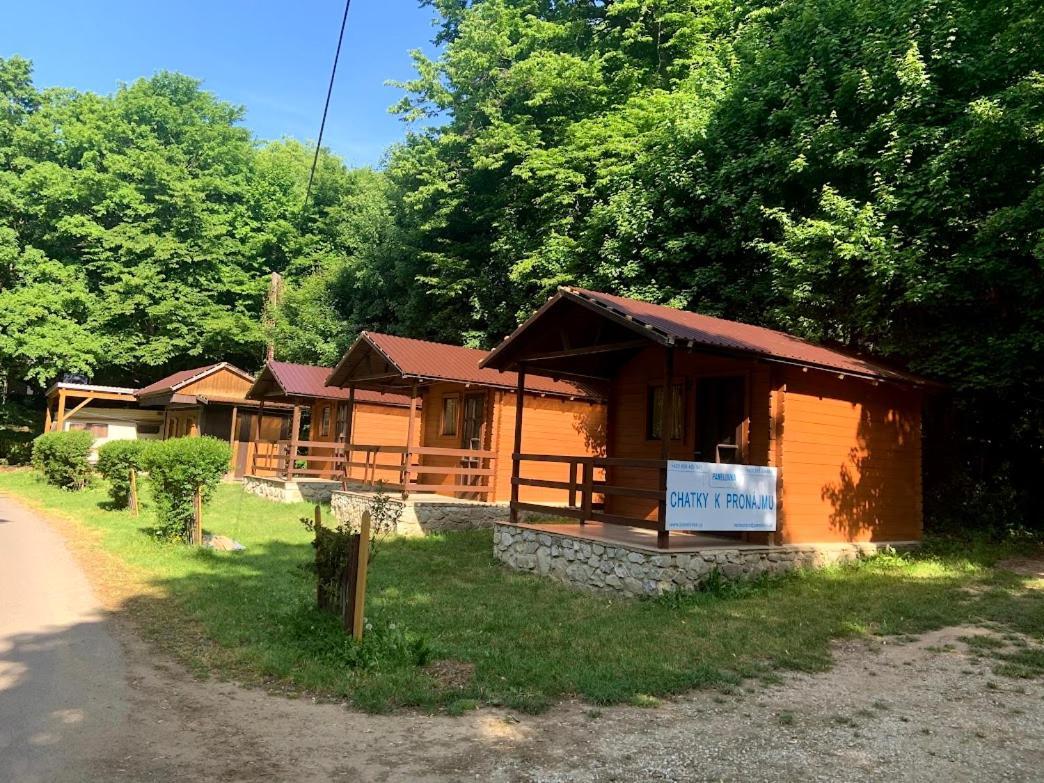 Panelovka Hotel Bítov Exterior foto